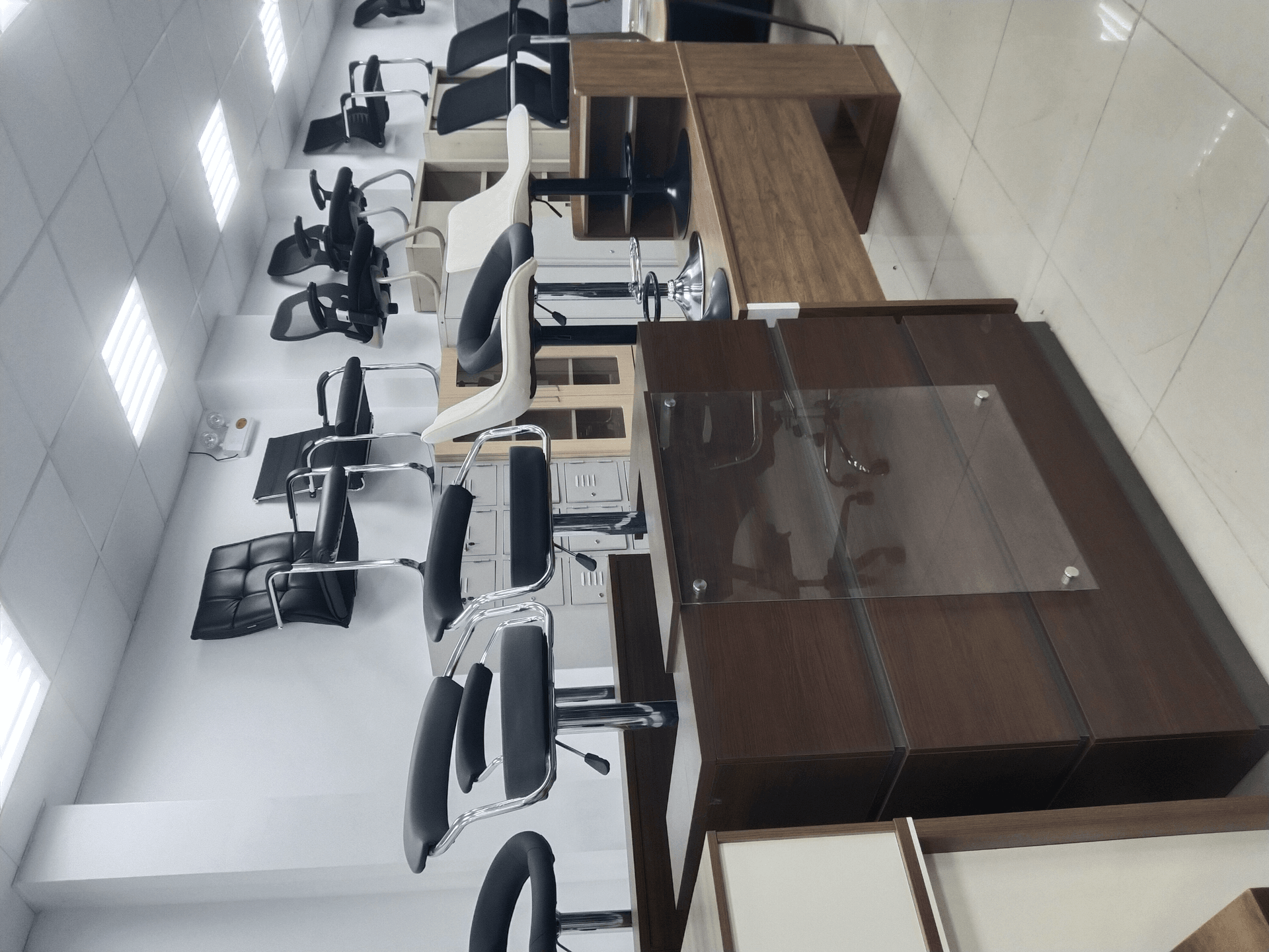 شراء أثاث مكتبي